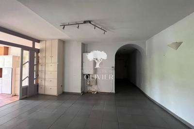 Appartement - 130 m² - 6 pièces