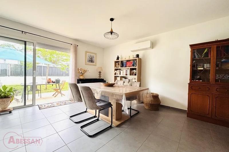 Villa - 97 m² - 4 pièces