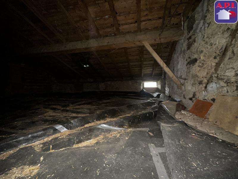 Maison - 216 m² - 8 pièces