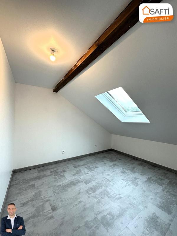 Maison - 357 m² - 12 pièces