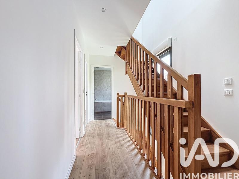 Maison - 127 m² - 5 pièces