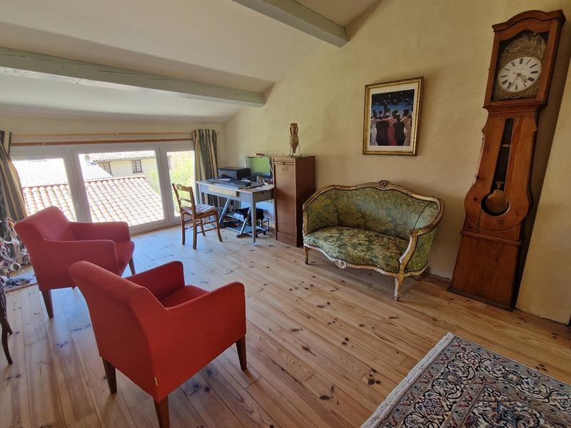 Maison - 190 m² - 8 pièces