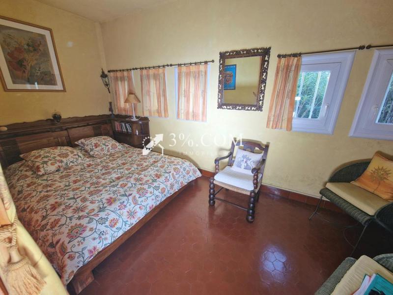 Mas - 138 m² - 6 pièces