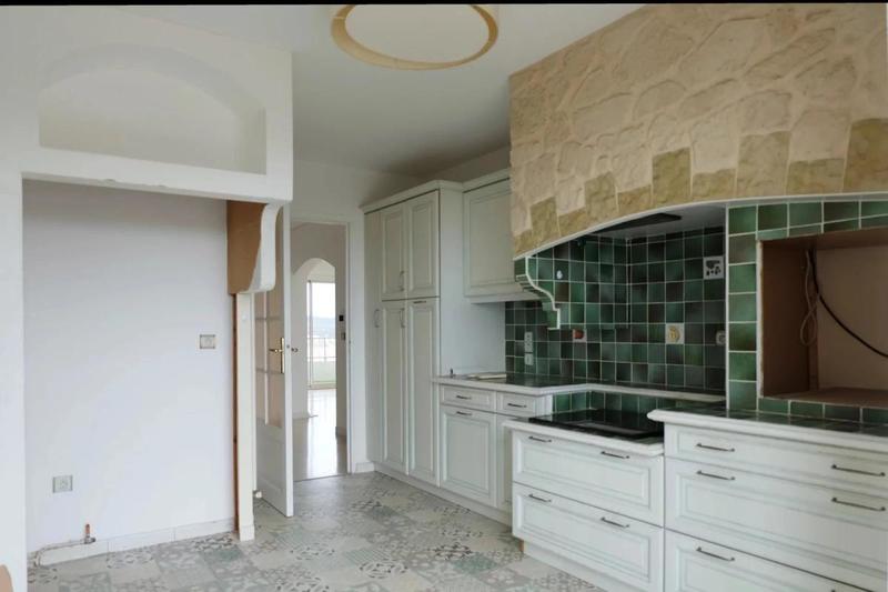 Appartement - 112 m² - 6 pièces