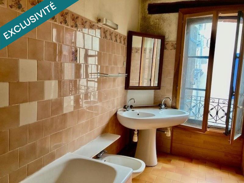 Maison - 185 m² - 9 pièces