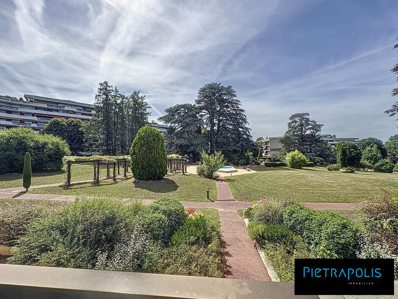 Appartement - 104 m² - 3 pièces