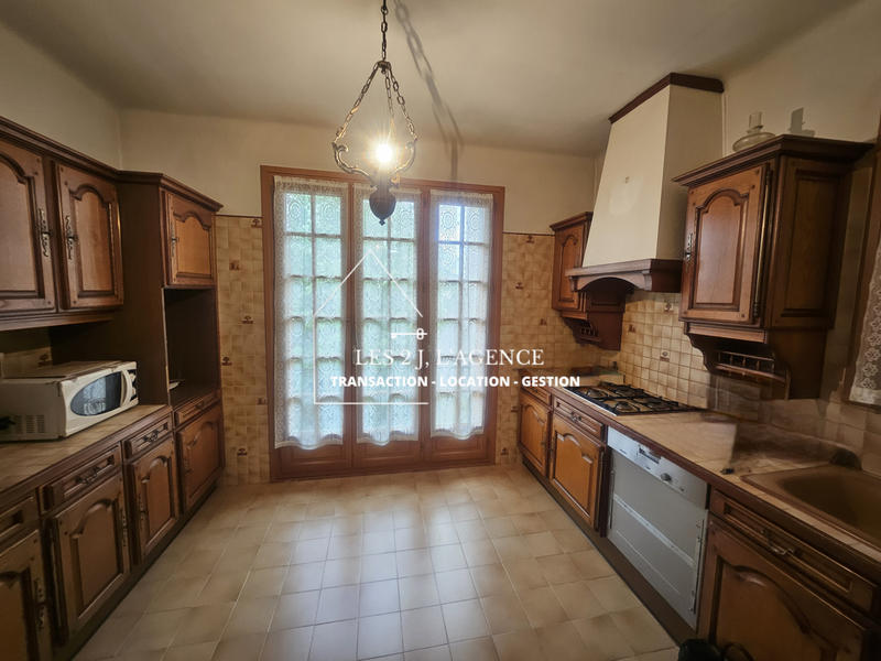 Maison - 99 m² - 4 pièces