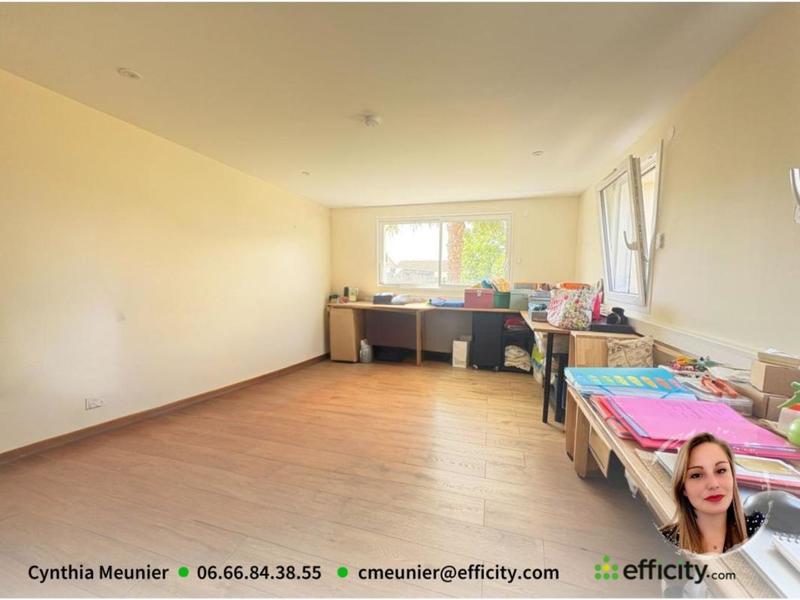 Maison - 157 m² - 7 pièces
