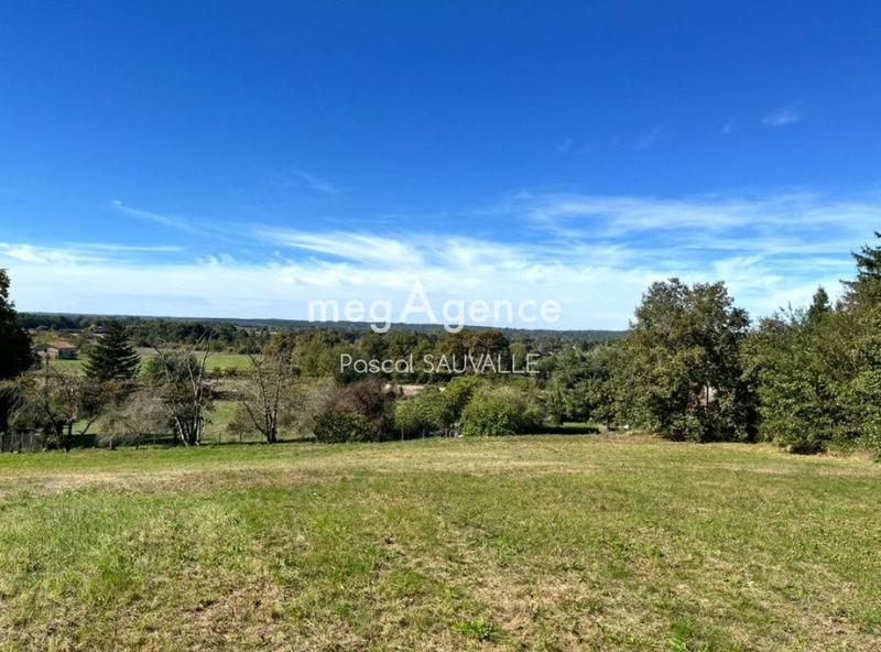 Terrain constructible - 4 800 m²