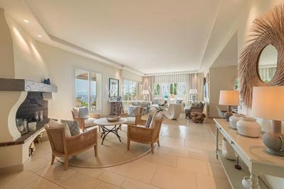 Villa - 319 m² - 7 pièces