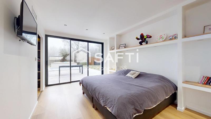 Maison - 153 m² - 8 pièces