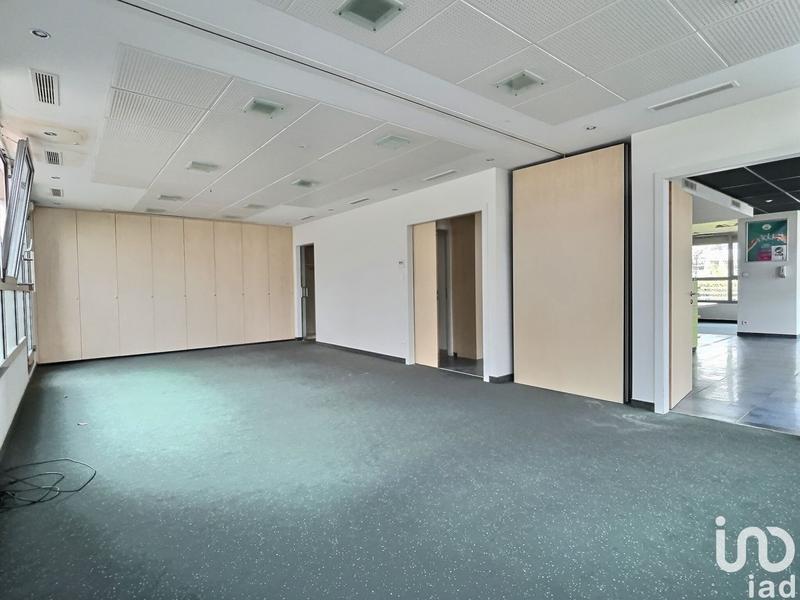 Local commercial - 181 m²