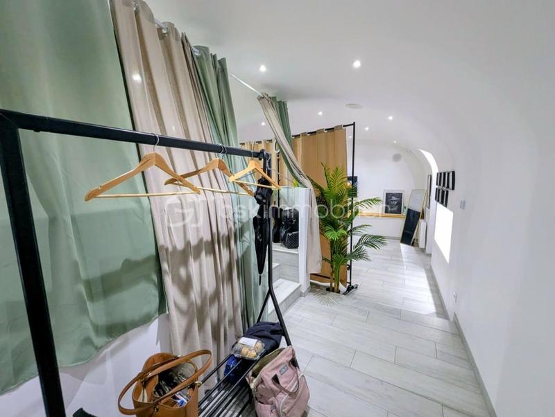 Local commercial - 68 m² - 2 pièces