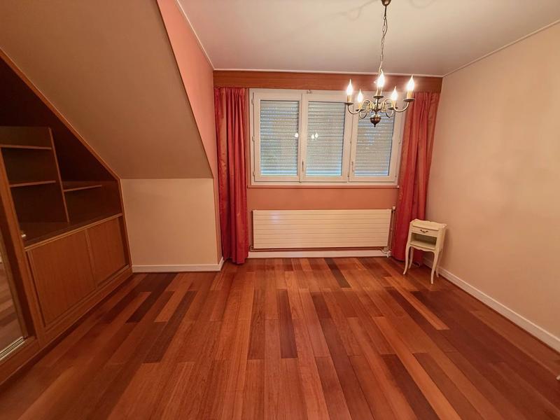 Maison - 160 m² - 7 pièces