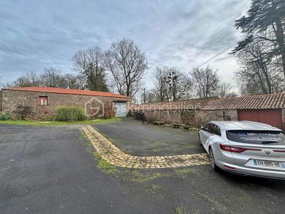 Maison - 175 m² - 8 pièces