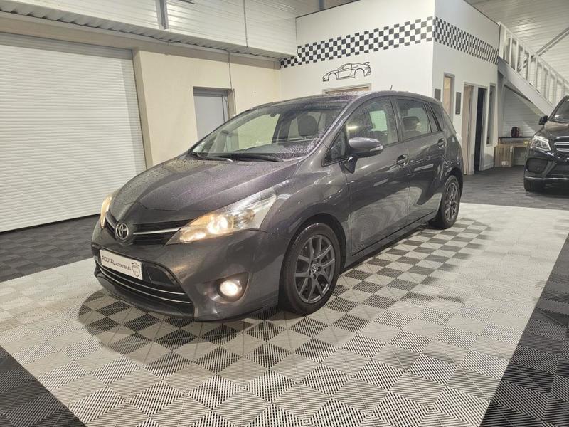 Toyota Verso Skyblue Phase 2 1.6 d-4d 16v 112 cv