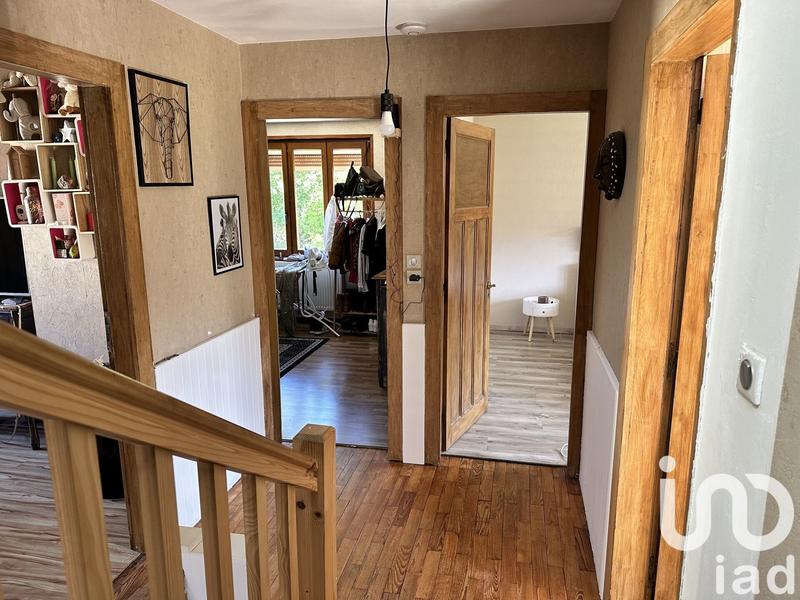 Maison - 168 m² - 8 pièces