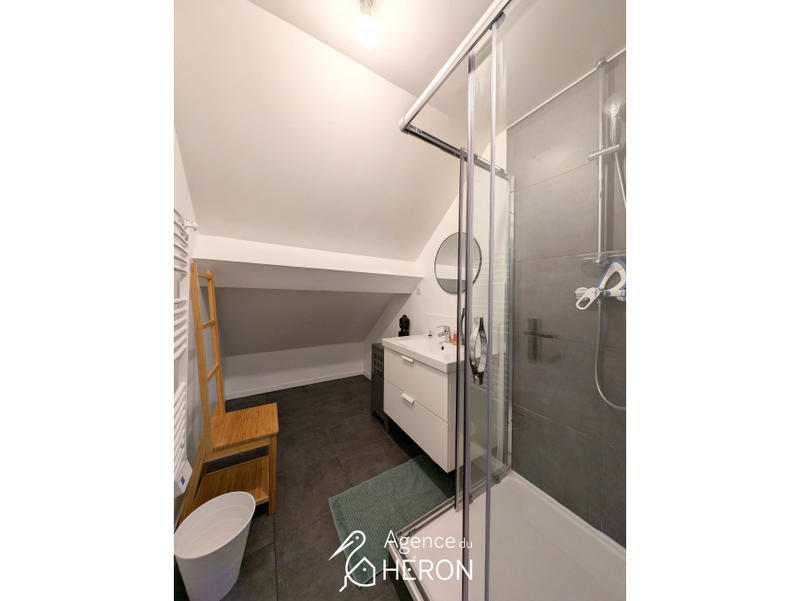 Maison - 151 m² - 7 pièces