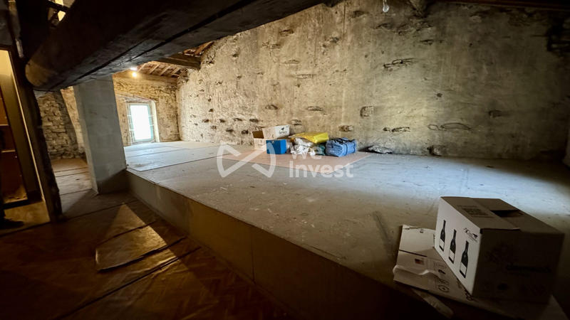 Maison - 172 m² - 10 pièces