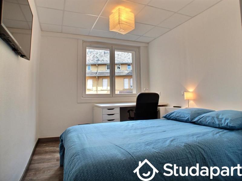 Chambre - 15 m² - 1 pièce