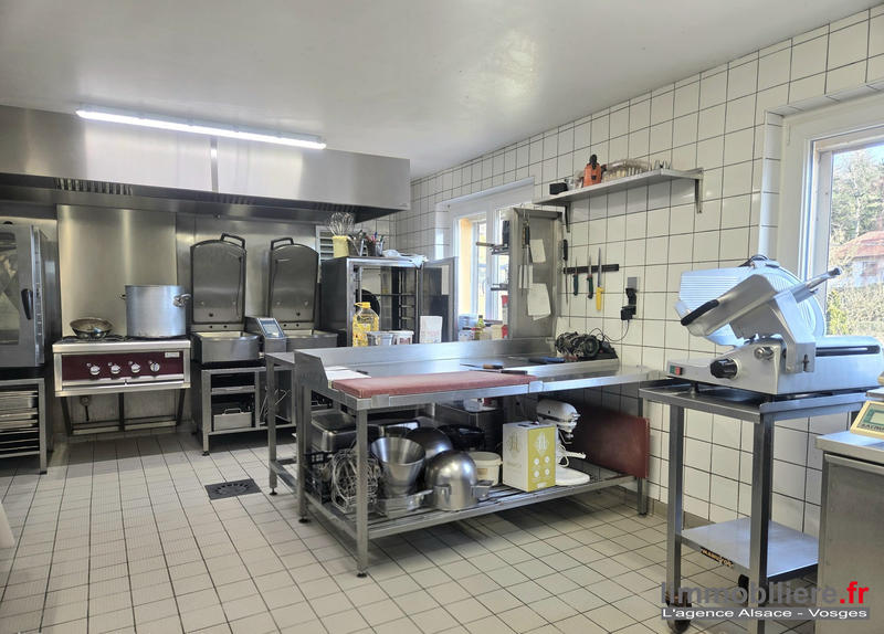 Local commercial - 439 m²