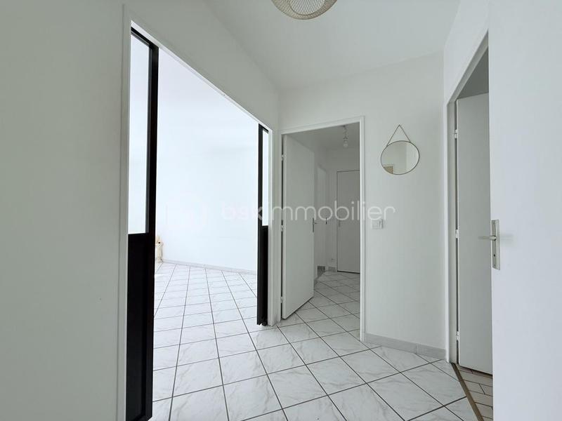 Appartement - 65 m² - 3 pièces