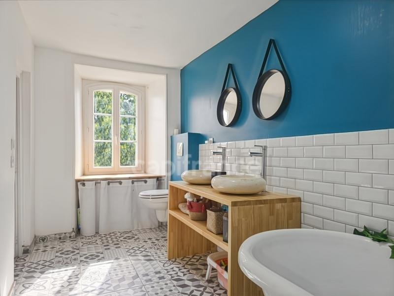 Maison - 183 m² - 6 pièces