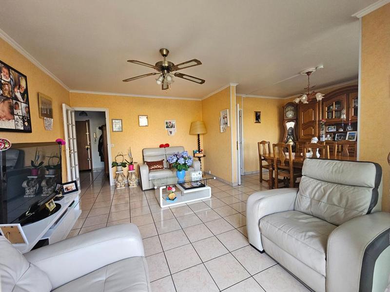 Appartement - 79 m² - 4 pièces