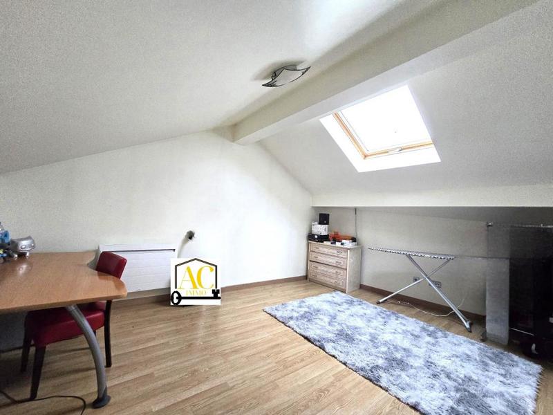 Maison - 157 m² - 5 pièces