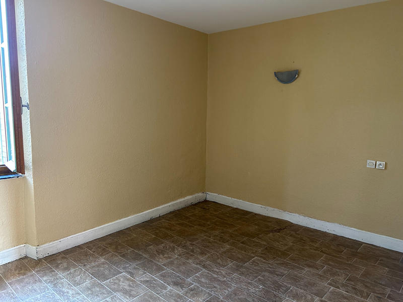 Maison - 111 m² - 8 pièces