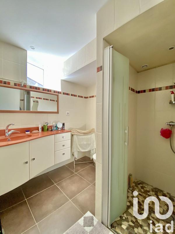 Maison - 185 m² - 6 pièces