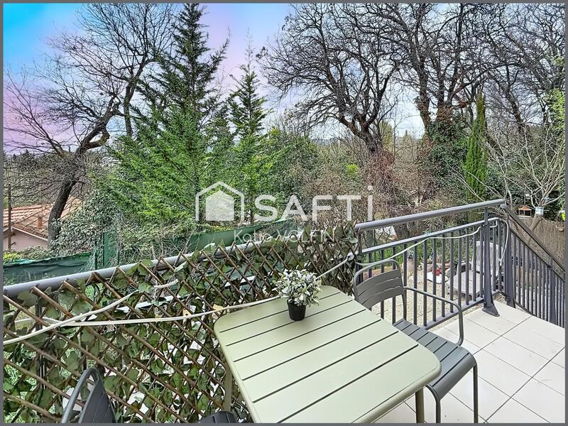 Maison - 82 m² - 4 pièces