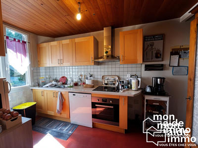 Maison - 145 m² - 6 pièces