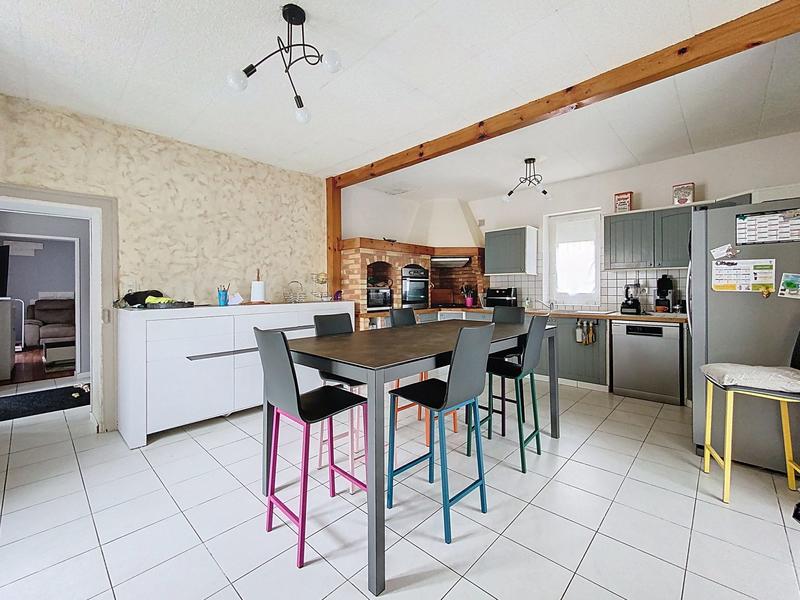 Maison ancienne - 90 m² - 5 pièces