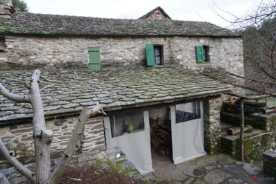 Maison ancienne - 90 m² - 4 pièces