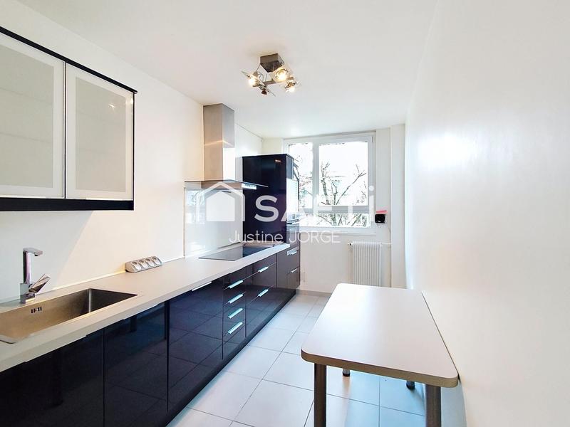 Appartement - 96 m² - 4 pièces