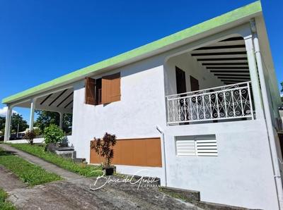 Maison - 159 m² - 7 pièces