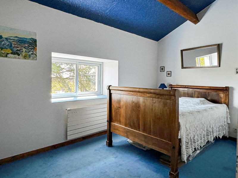 Maison - 253 m² - 13 pièces