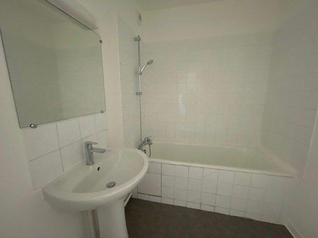 Appartement - 100 m² - 5 pièces