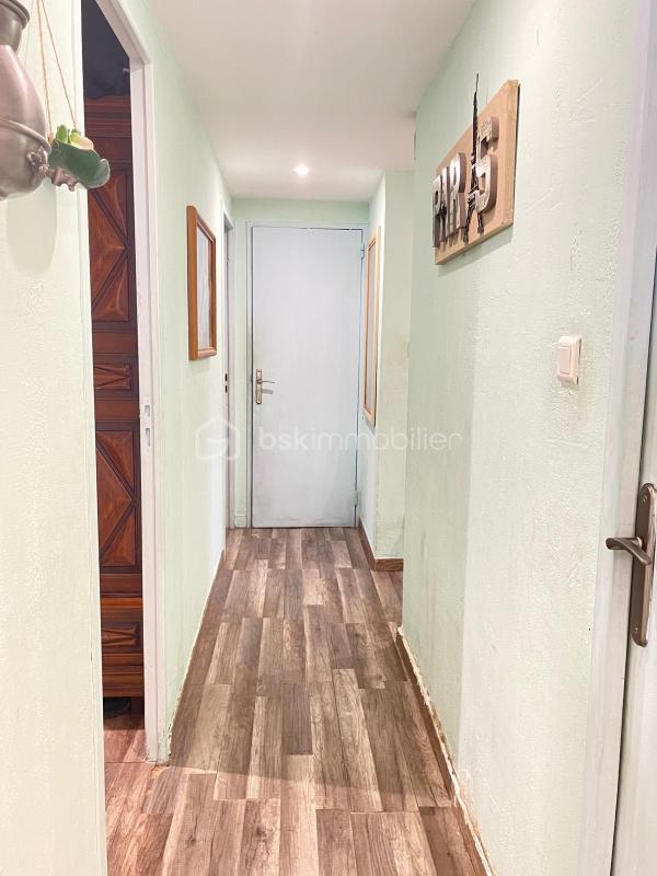 Appartement - 80 m² - 4 pièces