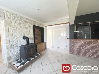 Maison - 92 m² - 5 pièces