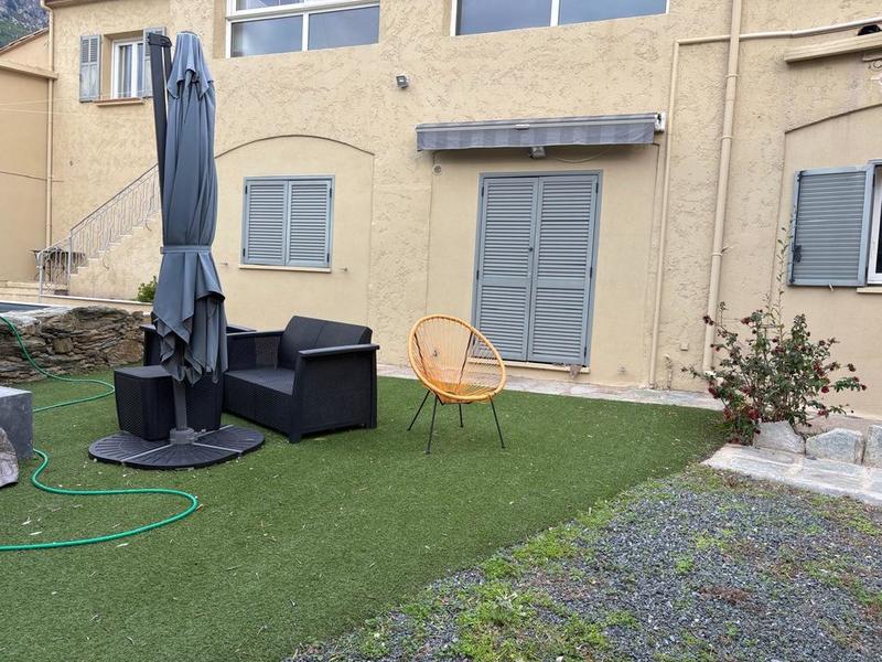 Appartement - 75 m² - 3 pièces