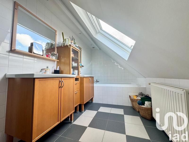 Maison - 150 m² - 6 pièces