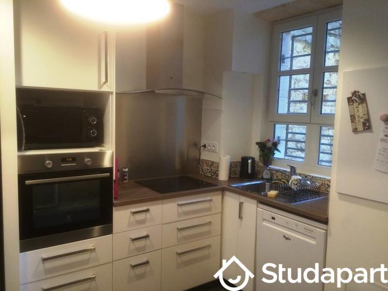 Chambre - 12 m² - 1 pièce