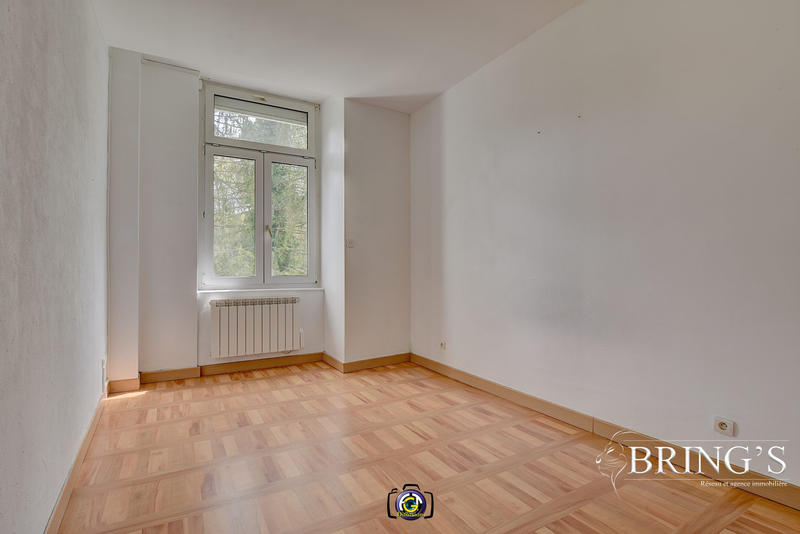 Appartement - 105 m² - 4 pièces