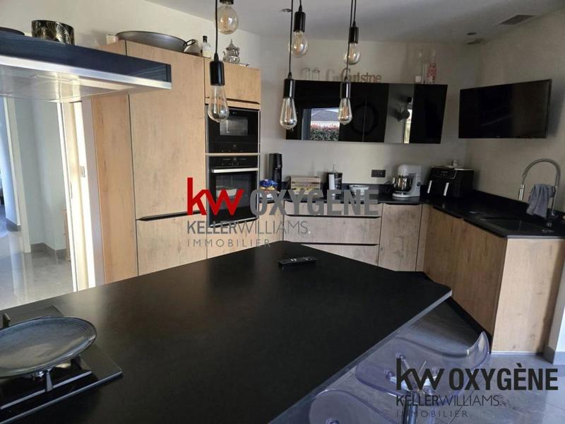 Villa - 153 m² - 4 pièces