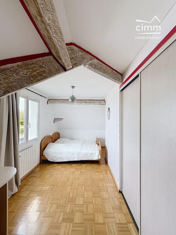 Maison - 177 m² - 6 pièces