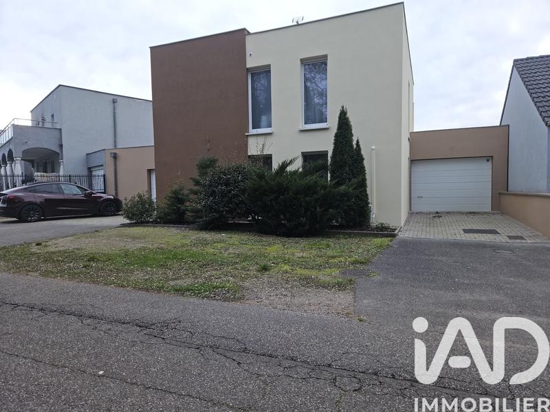 Maison - 127 m² - 4 pièces