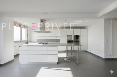 Appartement - 96 m² - 4 pièces