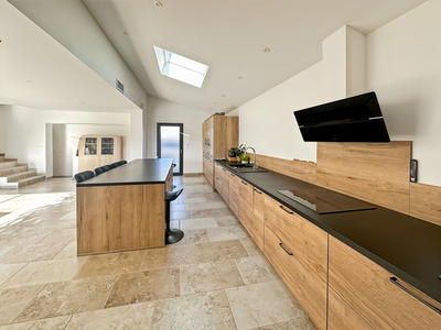 Maison - 162 m² - 7 pièces